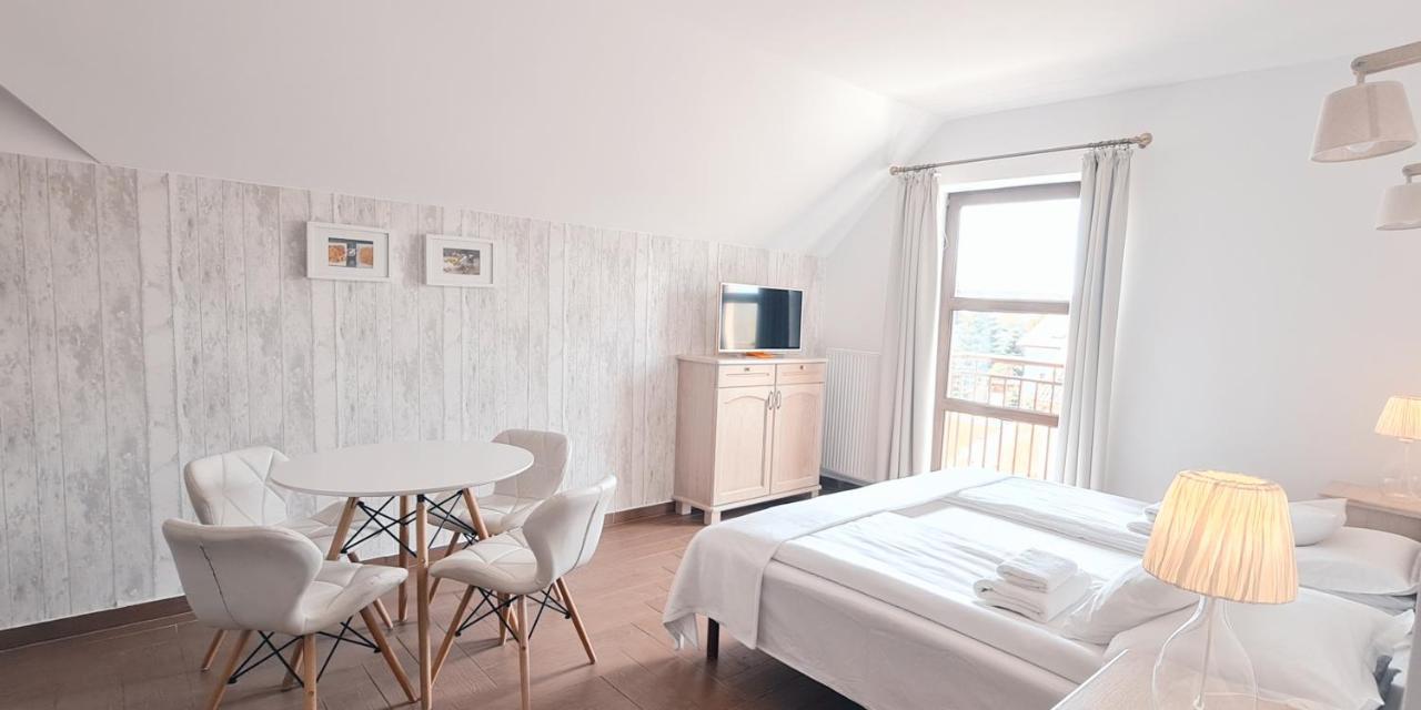 Apartamenty Sasinowka Exteriör bild